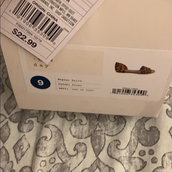 Leopard “Two Piece” slide sandal. - Picture 2 of 3